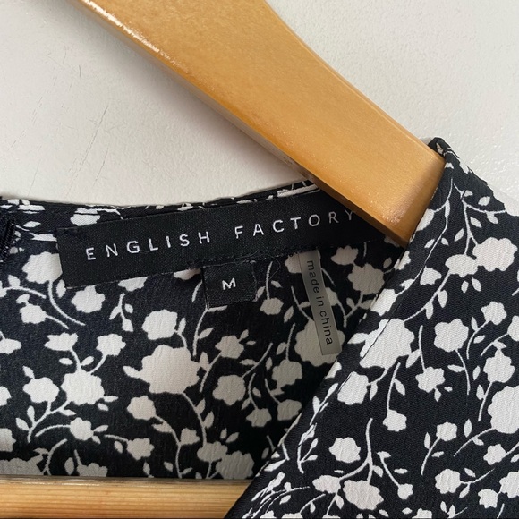 English Factory Floral Puff Sleeve Peplum Top M - Picture 3 of 5